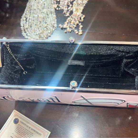 New Road flair by Little Earth bling cocktail time purse - Picture 2 of 7